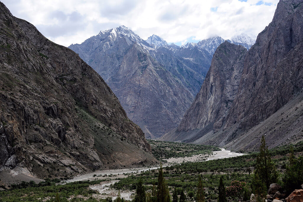 Walking in Pakistan: Journey to the Roof Of The World - 2024-25 ...