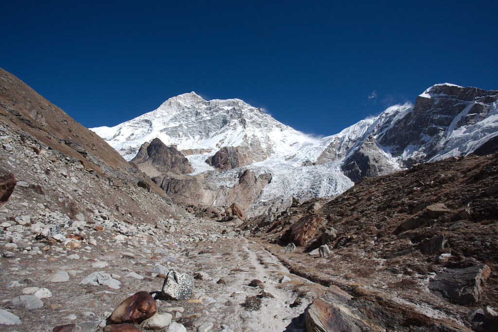 makalu base camp trek