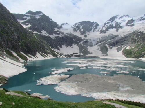 kumrat valley tour