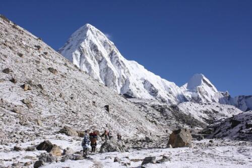 makalu base camp trek