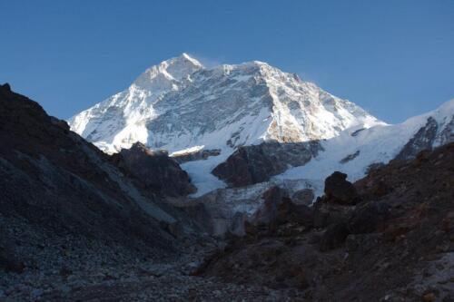 makalu base camp trek