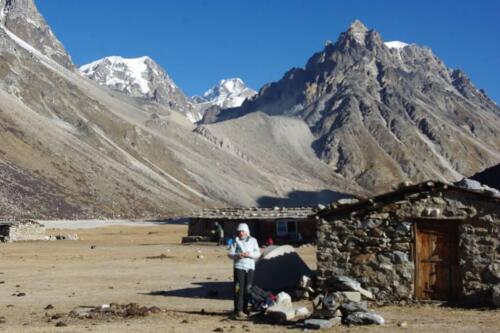 makalu base camp trek