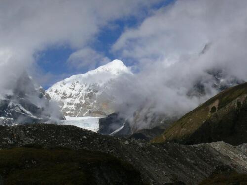 makalu base camp trek