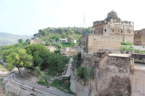 Katas Raj  Kallar Kahar Tour